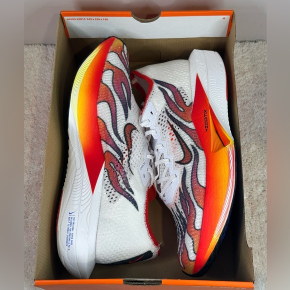 Nike ZoomX Vaporfly Next% 3 PRM main image 5